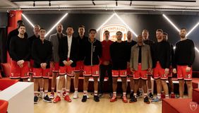 Οι επικές ευχές του Ολυμπιακού: «Κόουτς, είμαστε έτοιμοι» (vid)