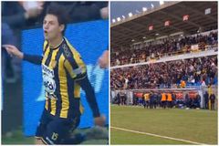 Απίστευτες σκηνές στην Ιταλία: O δισέγγονος του Μουσολίνι σκόραρε και οι οπαδοί χαιρέτησαν ναζιστικά