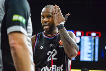 ΠΑΡΙ - ΕΡΥΘΡΟΣ ΑΣΤΕΡΑΣ