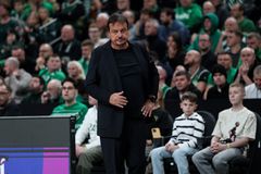 Αταμάν: «Είπα στο ημίχρονο ότι έπρεπε να παίξουμε άμυνα»