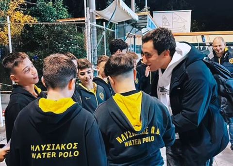 Μια αξέχαστη εμπειρία για τους νεαρούς πολίστες του Ηλυσιακού με τον Στέλιο Αργυρόπουλο