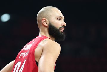 Ο Φουρνιέ στα όριά του από την προπόνηση του Μπαρτζώκα: «Είχα ξεχάσει πώς είναι αυτό»