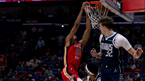 Οι Πέλικανς λύγισαν τους Μάβερικς παρά την 35αρα του Ντέιβις