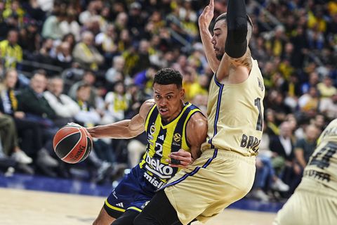 Ματσάρα στην Πόλη με νικήτρια την Φενέρ