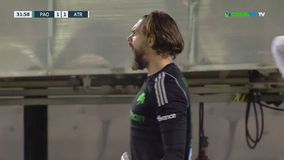 Ο Ντραγκόβσκι έκανε σπουδαία επέμβαση σε σουτ του Γιουμπιτάνα