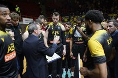 Τα λόγια του Πλάθα προς τους παίκτες έδειξαν το «τέλος» του από την ΑΕΚ