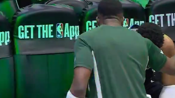 Απαρηγόρητος ο Γιάννης Αντετοκούνμπο μετά τον τραυματισμό - Στο πλευρό του ο Θανάσης