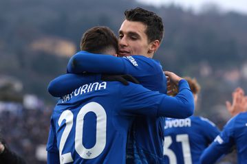 Ο Δουβίκας συνεχίζει να «πυροβολεί» με την Κόμο (vid)