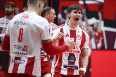 Επιστροφή στις νίκες για τον Ολυμπιακό κόντρα στον Φλοίσβο