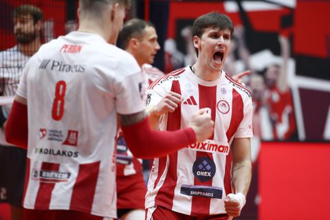 Επιστροφή στις νίκες για τον Ολυμπιακό κόντρα στον Φλοίσβο