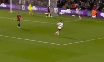 Με υπογραφή Φόντεν η Σίτι απέδρασε από την έδρα της Μπόρνμουθ και βρίσκεται σε απόσταση αναπνοής από την κορυφή