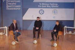 Ποδόσφαιρο και ψυχική υγεία - Η ομιλία των Ντέμη Νικολαΐδη, Ηλία Κυριακίδη