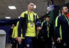 Εξαλλος ο Λιβάκοβιτς της Φενέρμπαχτσε με τα επεισόδια στην Τουρκία: «Τελείωσε για μένα, δεν αντέχω άλλο»