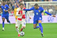 Επτά συλλήψεις Κροατών μετά το παιχνίδι με τη Γαλλία για ναζιστικούς χαιρετισμούς