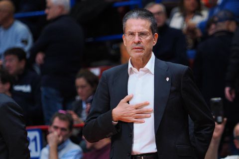 Μαρτίνεθ: «Ήταν ένας αγώνας κορόνα-γράμματα» - Τι είπε για Ντε Λαρέα και διαιτησία