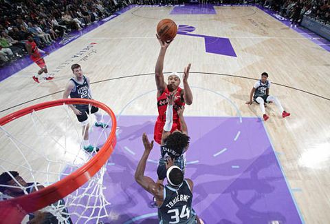 Οι Ράπτορς νίκησαν τους Τζαζ και βλέπουν πλέι οφ