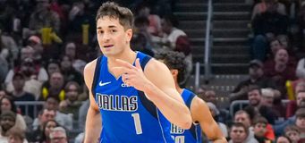 Μάβερικς: Η εμφάνιση του Πουλακίδα κόντρα στους Ουόριορς (vid)