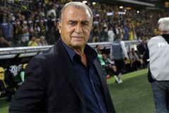 Ο πρόεδρος της Μπεσίκτας «φωτογράφισε» το προφίλ του Τερίμ για τον πάγκο της ομάδας του