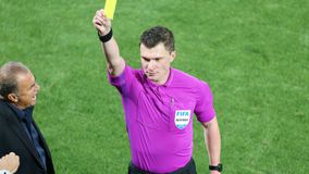 Ο Ντελαζό έδειχνε κάρτες στον Τερίμ και τον πάγκο και τους έλεγε «παμ», «παμ», «παμ» (vid)