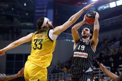 Αλλαγή ώρας στο παιχνίδι ΑΕΚ - ΠΑΟΚ