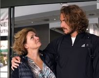 Ο μεγάλος καβγάς της μητέρας του Τσιτσιπά με τον Κύργιο και το «βρώμικο τένις»