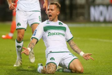 Ο Μπερνάρ γύρισε στο γήπεδο που λατρεύεται: «Χαρούμενος που βρίσκομαι στην Ατλέτικο Μινέιρο» (vid)