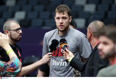 Παραδοχή του Βεζένκοφ: «Έπαιξα άσχημα, αλλά είμαι σε ηλικία...» - Η υπόσχεση και η αντίδραση για τον μικρό τελικό με τον Παναθηναϊκό