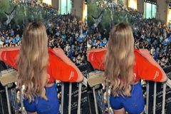 Οπαδός της Νάπολι γιόρτασε το πρωτάθλημα... τόπλες (vid)