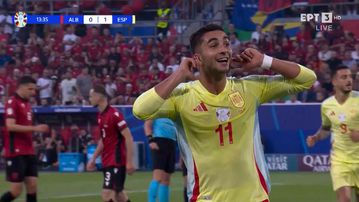 Ωραία κάθετη του Όλμο και ιδανικό πλασέ του Φεράν Τόρες για το 1-0 της Ισπανίας (vid)