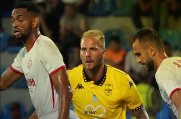 Ο Άρης πλήρωσε τα... εγκλήματα στην άμυνα και μπήκε σε σοβαρούς μπελάδες!