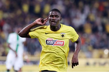 Το ευρωπαϊκό βάπτισμα του πυρρός για τον Ζίνι και με ρόλο κλειδί στην επίθεση της ΑΕΚ