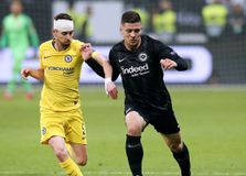 Επιβεβαιώνουν οι Ιταλοί για Γιόβιτς: «Μίλαν και Ρόμα δεν... καίγονται, παρακολουθεί από κοντά ο Ολυμπιακός»