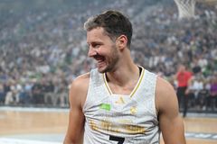 «Η νύχτα του Δράκου»: Το τελευταίο αντίο του Γκόραν Ντράγκιτς είχε πειράγματα, συγκίνηση και ξεχωριστές στιγμές! (vids)