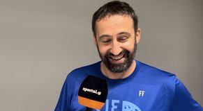 Η επική αντίδραση του Φοτού στο Sportal στο «Βάλτο αγόρι μου» πριν 20 χρόνια! (vid)