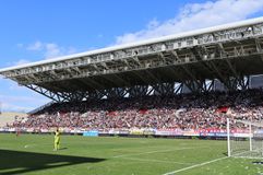 Ακυρώθηκε η προβολή του ΑΕΛ - ΠΑΟΚ σε γιγαντοοθόνη λόγω πνευματικών δικαιωμάτων