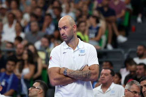 Σπανούλης: «Η Γαλλία έπαιξε μπασκετικό ξύλο - Έχω καταλήξει στη 12αδα» (vid)