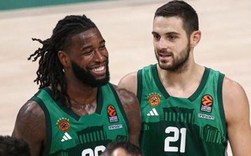 Στο σπίτι του Λεσόρ ο Παπαπέτρου: Η φωτογραφία και το ιδιαίτερο δείπνο (pics)