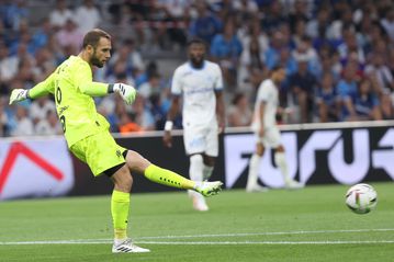 Αντίπαλοι ΑΕΚ: Εκτός από το παιχνίδι με την Ένωση ο βασικός τερματοφύλακας της Μαρσέιγ