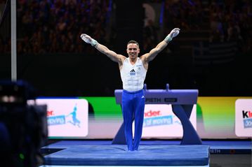 Λευτέρης Πετρούνιας - Που θα δείτε τον τελικό