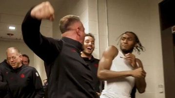 Ο Ραγιάκοβιτς «τρελάθηκε» μετά την νίκη των Ράπτορς και τρόμαξε τους παίκτες του με τον πανηγυρισμό του (vid)