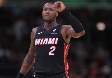 Συνελήφθη ο Τέρι Ροζίερ - Η φωτογραφία με τις χειροπέδες (pic)