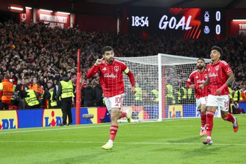 Ο Γκιμπς-Γουάιτ άφησε αιχμές για τον Ποστέκογλου μετά τη νίκη της Νότιγχαμ (vid)