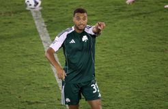 Ντέσερς για την παρουσία του στο Ρότερνταμ: «Έπρεπε να το ζητήσω από τον φυσιοθεραπευτή»