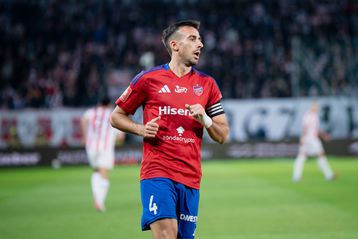 Το γκολ του Σβάρνα υποψήφιο για κορυφαίο της αγωνιστικής στο Conference League (vid)