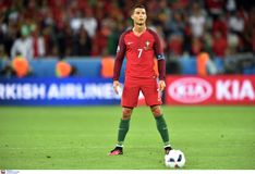 Από τον πάγκο στο Μουντιάλ, ο Κριστιάνο ύψωσε ανάστημα έχοντας τον Μαρτίνεθ στο πλευρό του (vids)