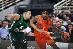 Τζόουνς: «Ο Σλούκας θα πάει μακριά τον Παναθηναϊκό» (vid)