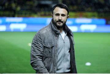 «Ντου» Καρυπίδη σε Λανουά: «Ή δεν ξέρεις τι γίνεται με τους διαιτητές ή μας κοροϊδεύεις»