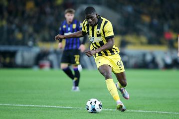 Ο Ζίνι επιστρέφει στην ευρωπαϊκή λίστα και πάει Φλωρεντία, ο Πινέδα χάνει ένα ματς πρωταθλήματος