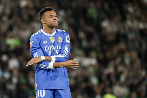 Σκληρή κριτική στη Ρεάλ Μαδρίτης από τον ισπανικό Τύπο: «Έχει εξαφανιστεί μετά το Clásico»