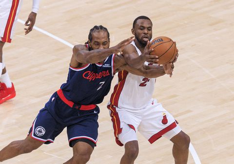 Κοιτάνε την περίπτωση του Γουίγκινς οι Λέικερς